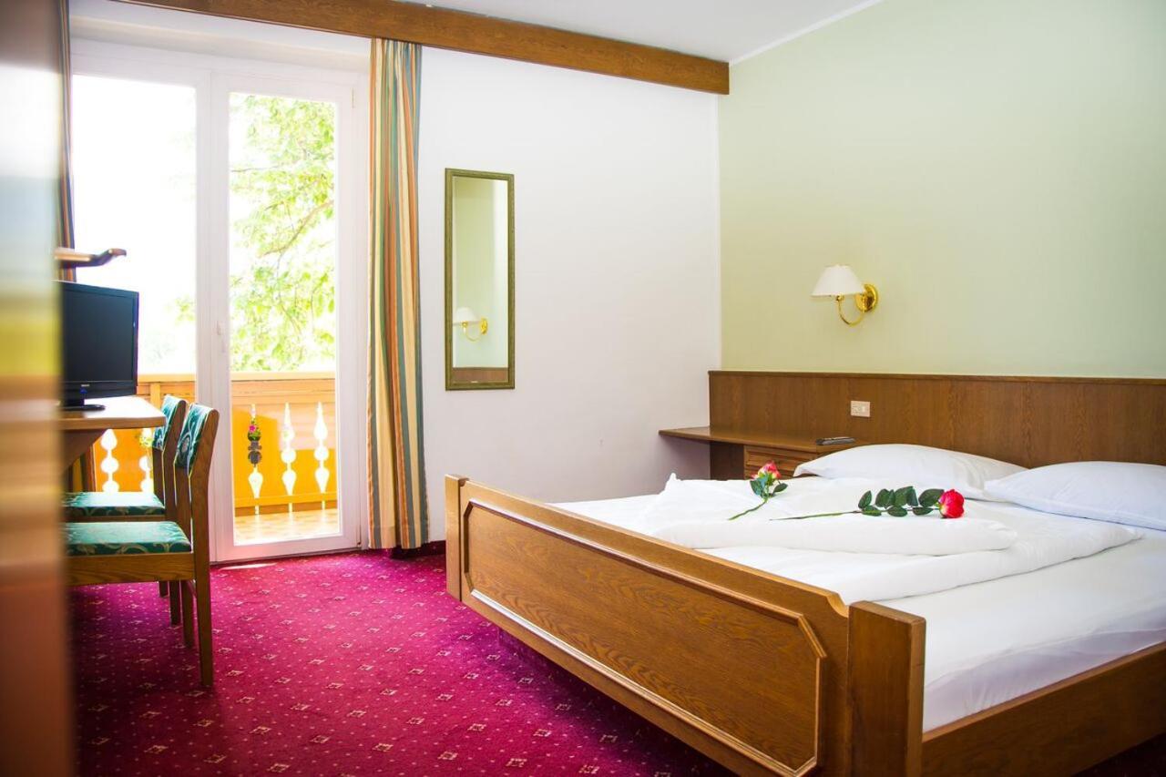 Hotel Marlingerhof エクステリア 写真