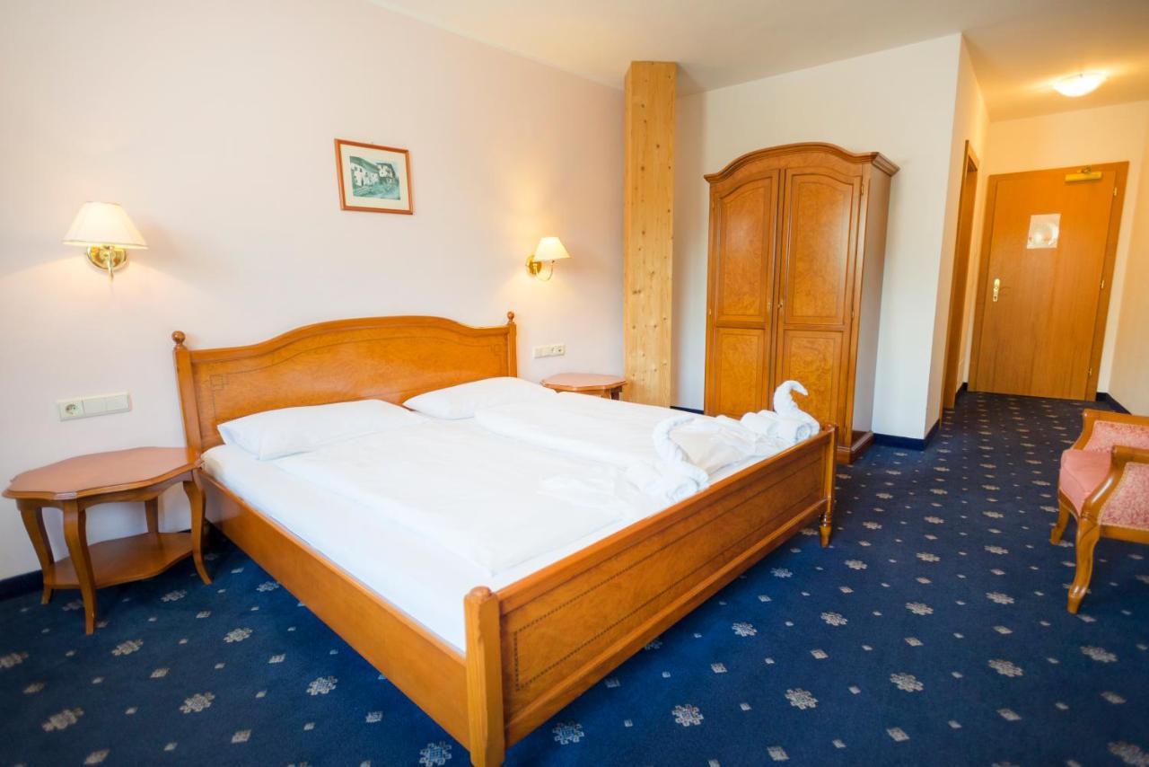 Hotel Marlingerhof エクステリア 写真